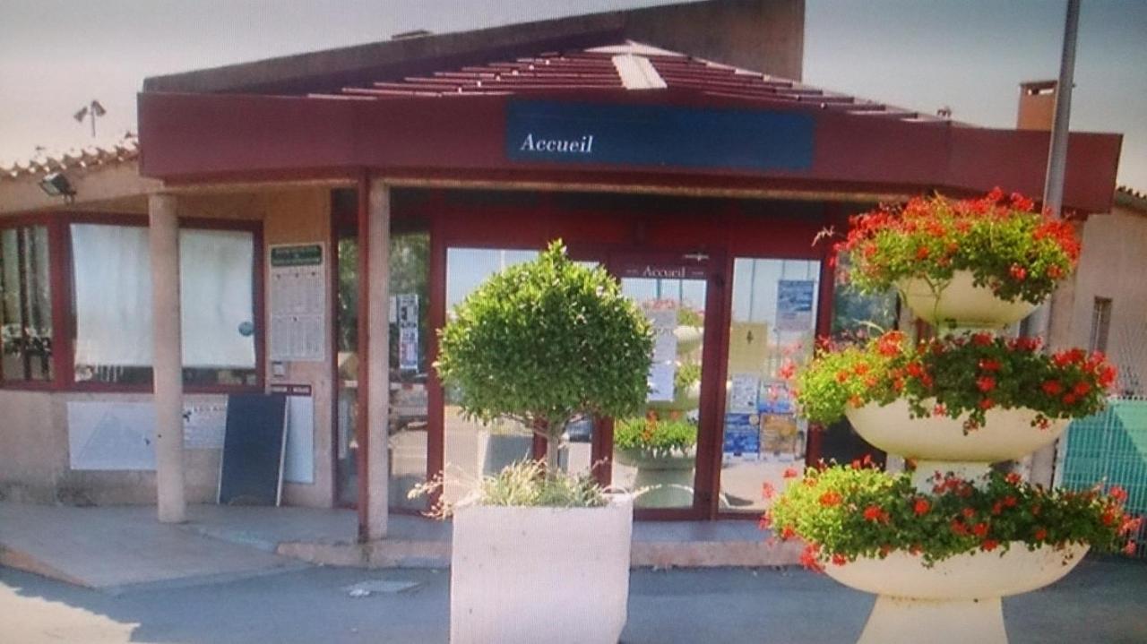 MOBILHOME agréable sans draps ni serviettes Port-la-Nouvelle Esterno foto