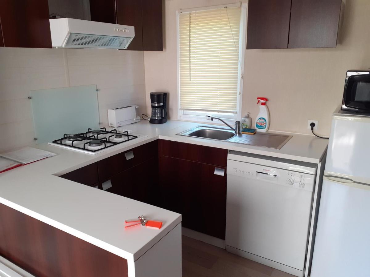 MOBILHOME agréable sans draps ni serviettes Port-la-Nouvelle Esterno foto