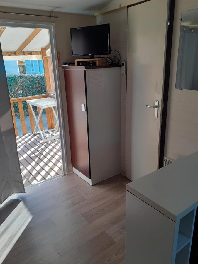 MOBILHOME agréable sans draps ni serviettes Port-la-Nouvelle Esterno foto